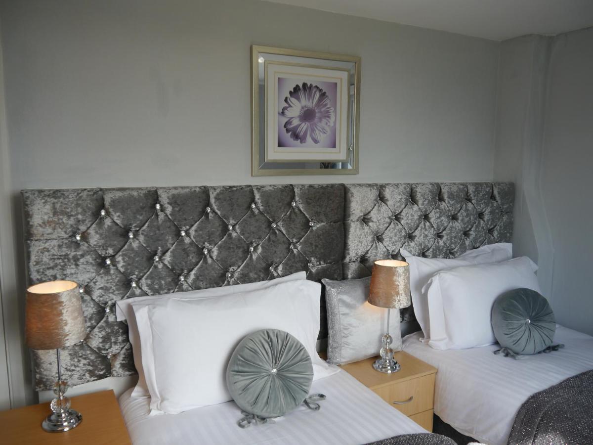 South View Country House Sleeps 12 - Hot Tub - Views Henley-in-Arden Exterior photo