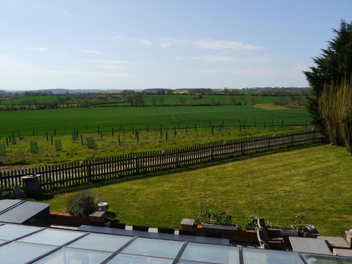 South View Country House Sleeps 12 - Hot Tub - Views Henley-in-Arden Exterior photo