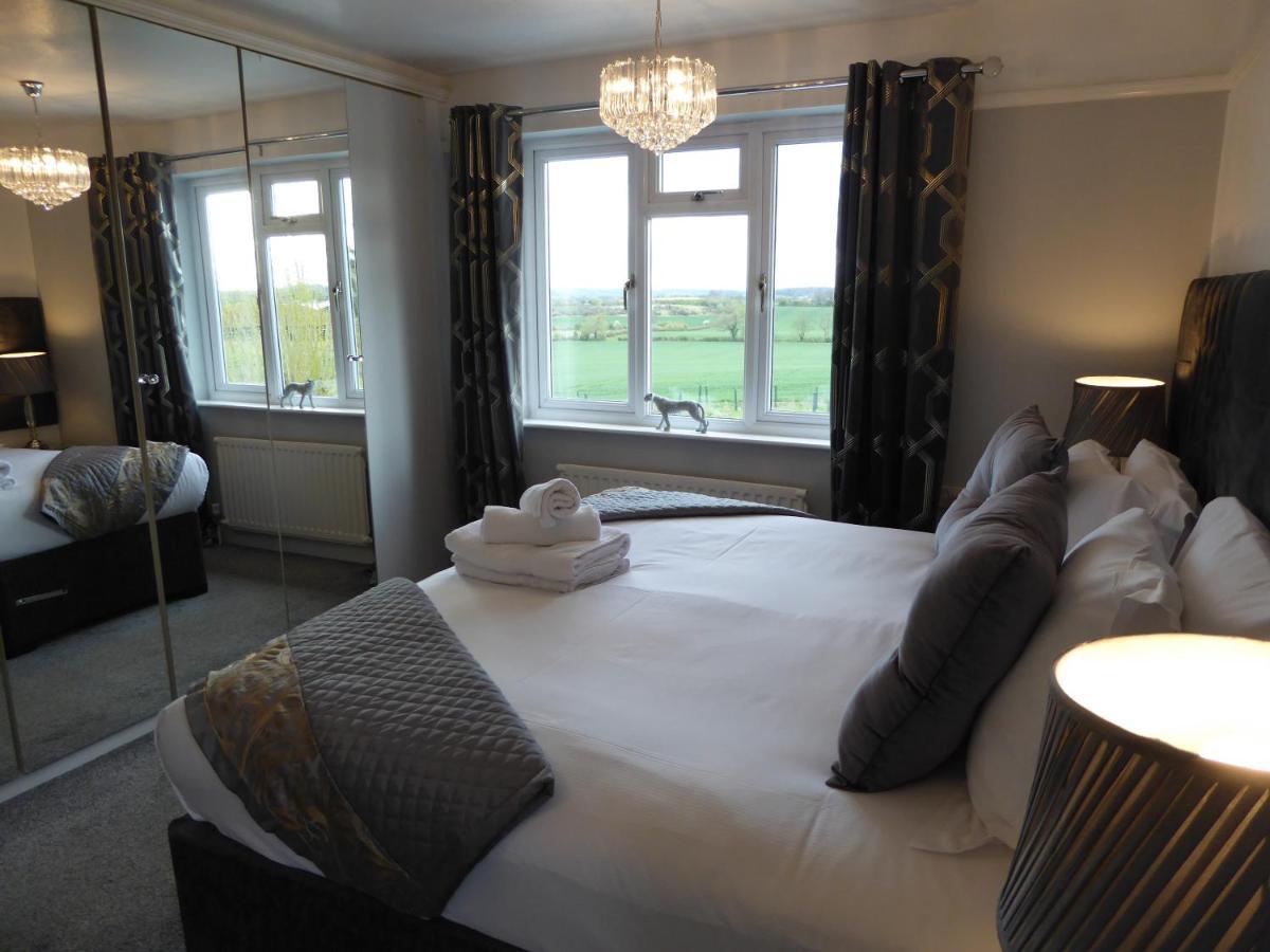 South View Country House Sleeps 12 - Hot Tub - Views Henley-in-Arden Exterior photo