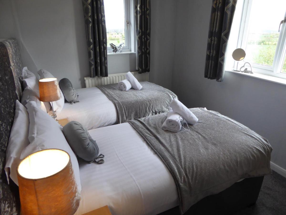 South View Country House Sleeps 12 - Hot Tub - Views Henley-in-Arden Exterior photo