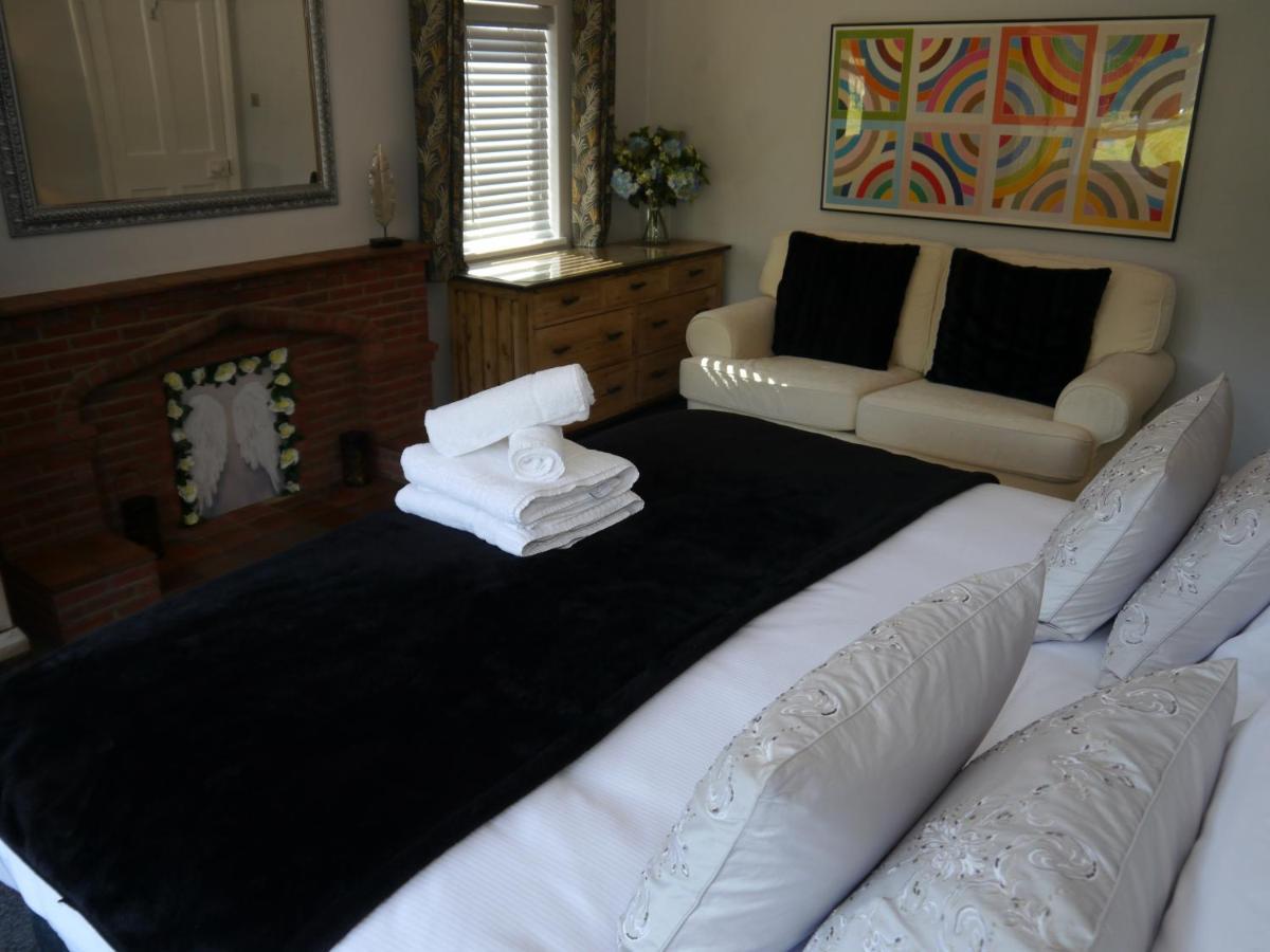 South View Country House Sleeps 12 - Hot Tub - Views Henley-in-Arden Exterior photo