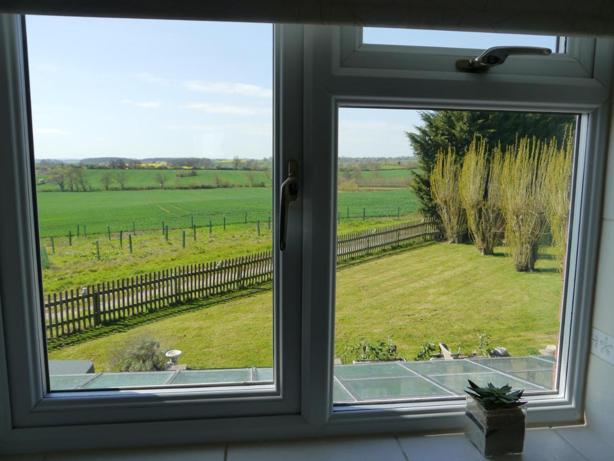 South View Country House Sleeps 12 - Hot Tub - Views Henley-in-Arden Exterior photo